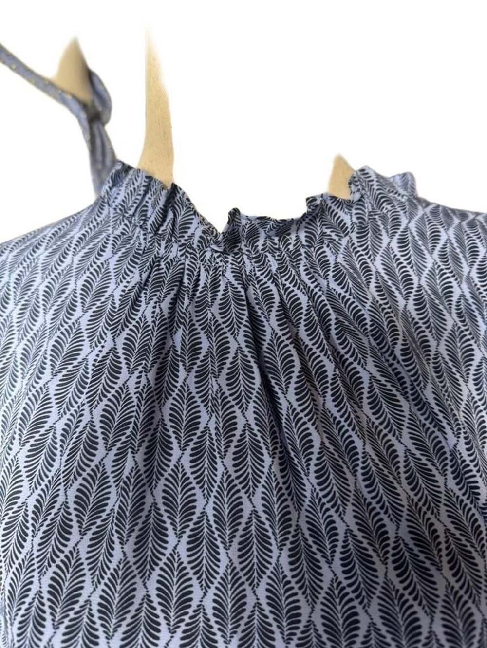 Loft Geo Print Smocked Flutter Sleeve Top Blue Leaf Pattern h1554 - Picture 2 of 6